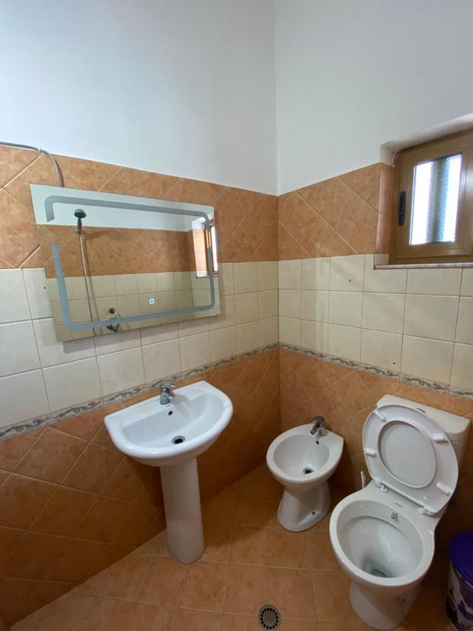 Guest House Lionel Durres Luaran gambar