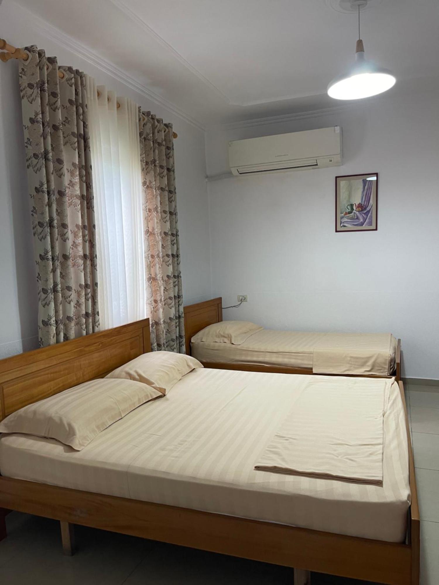 Guest House Lionel Durres Luaran gambar
