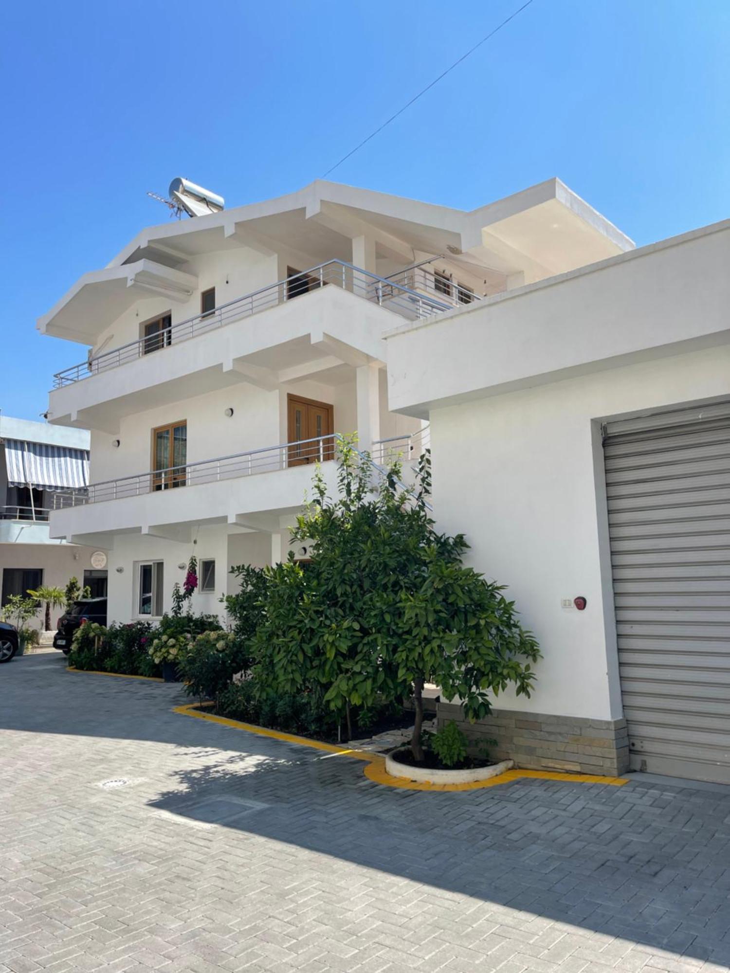 Guest House Lionel Durres Luaran gambar
